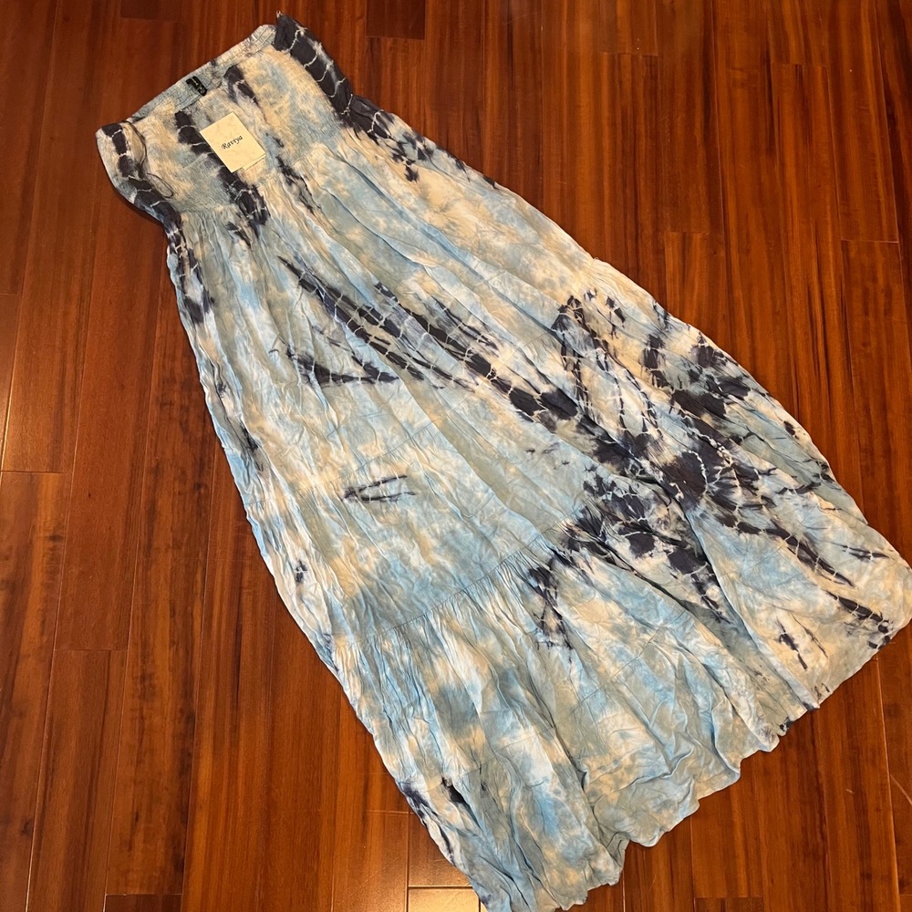 Raviya Maxi Dress Strapless Sky Blue Tie Dye Tiered Smocked Stretch Boho Plus 1X